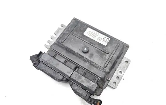 Nissan Micra C+C Engine control unit/module MEC32040