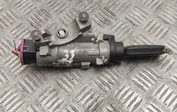 Audi A6 S6 C5 4B Ignition lock 4B0905851F