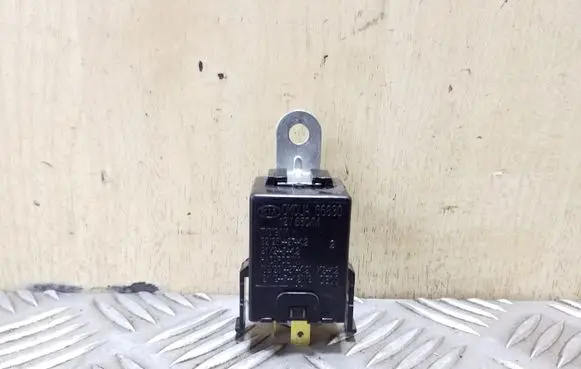 KIA Sorento Hazard warning light relay OKOUA66830