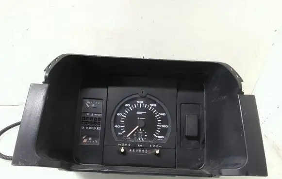 Volkswagen Transporter - Caravelle T4 Speedometer (instrument cluster) 81117581