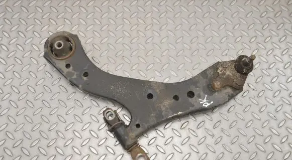 Lexus ES 250 - 300 - 330 Front lower control arm/wishbone
