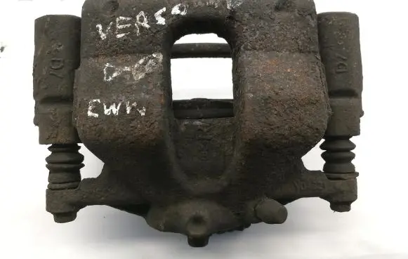 Toyota Verso-S Front brake caliper