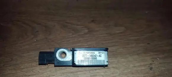 Ford Mondeo Mk III Airbag deployment crash/impact sensor 1s7t14b342ac 1s7t-14b342-ac