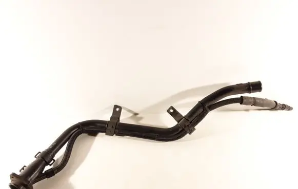 Fuel tank filler neck pipe