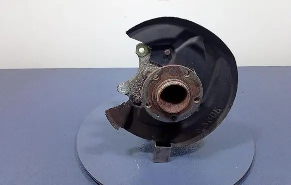 Mercedes-Benz 508 Front wheel hub spindle knuckle 9813363280