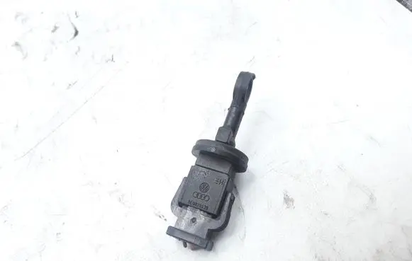 Audi A4 S4 B6 8E 8H Interior temperature sensor 8E0820539 H56663163Z