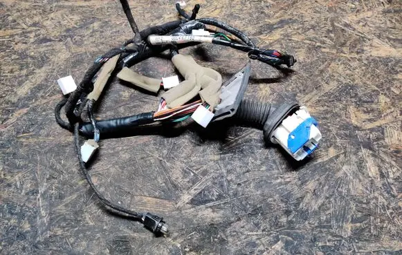 Mazda 6 Front door wiring loom GDL467190