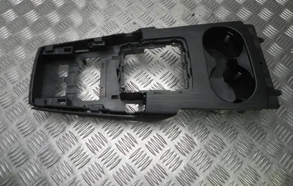 Audi A3 S3 8V Center console 8V2864261C I11659