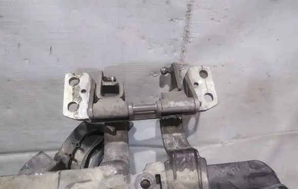 Citroen C5 Tailgate/trunk/boot hinge 