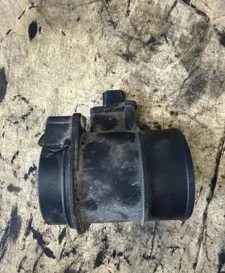 Renault Master III Mass air flow meter 226800472R
