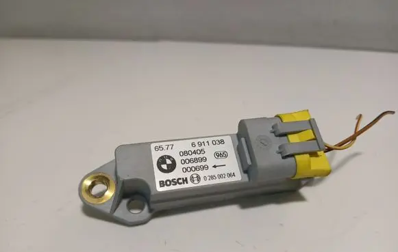 BMW X5 E53 Airbag deployment crash/impact sensor 6911038
