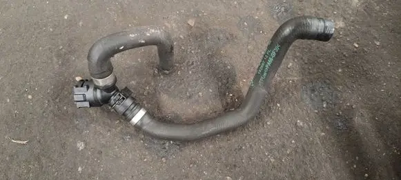 BMW X5 F15 Engine coolant pipe/hose 8511303