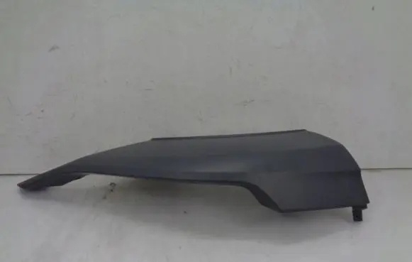 Audi Q7 4M Front bumper lip 4M0807062E