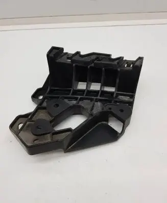 Infiniti Q30 Headlight/headlamp mounting bracket 622295DA0A 5DA0A