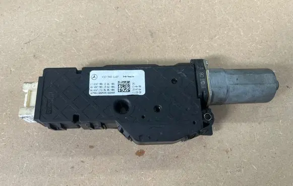 Mercedes-Benz GLE W167 Sunroof motor/actuator A1679061306 A1672320606 A2479011902