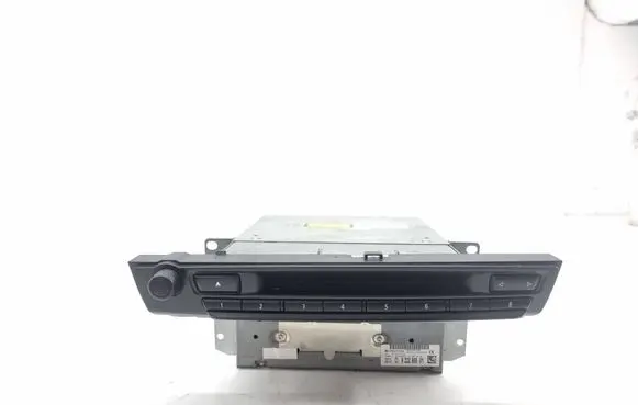 Radio/CD/DVD/GPS head unit