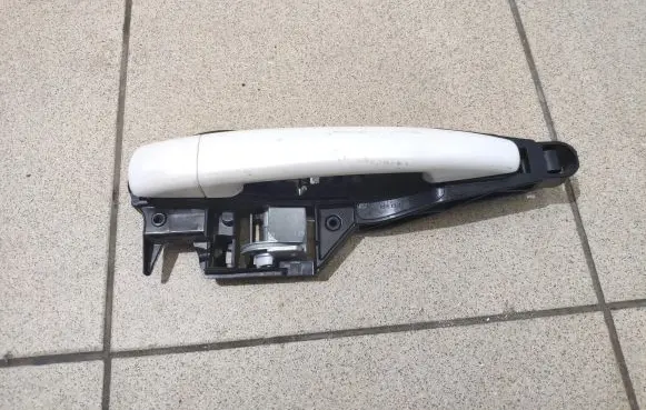 Rear door interior handle