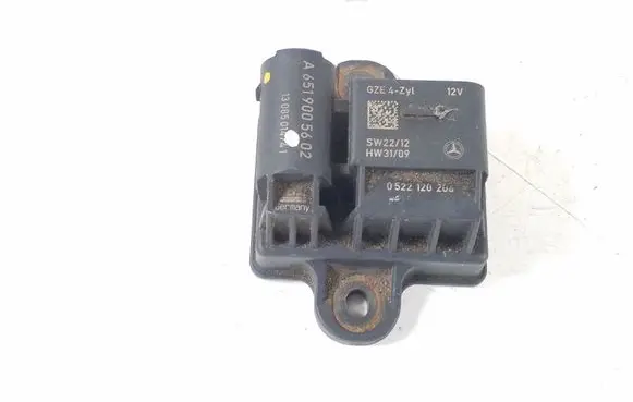 Infiniti Q50 Glow plug pre-heat relay A6519005602