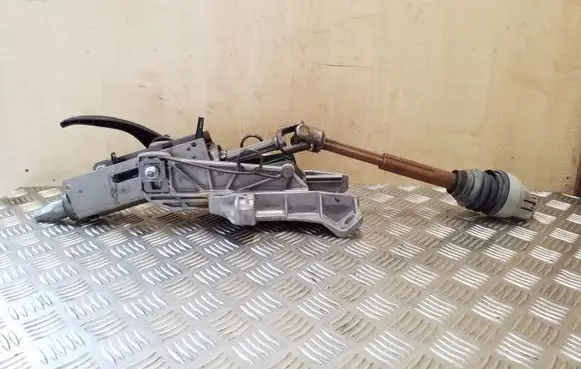 Ford Focus Steering wheel axle BV6N3C529BE