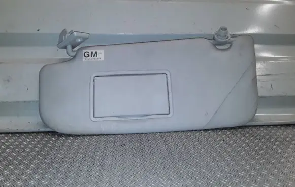 Nissan Qashqai Sun visor