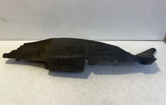Honda Civic X Fender foam support/seal 74105TBA