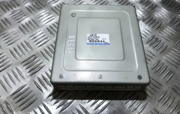 Mazda 6 Engine control unit/module l81318881h l813.4y11
