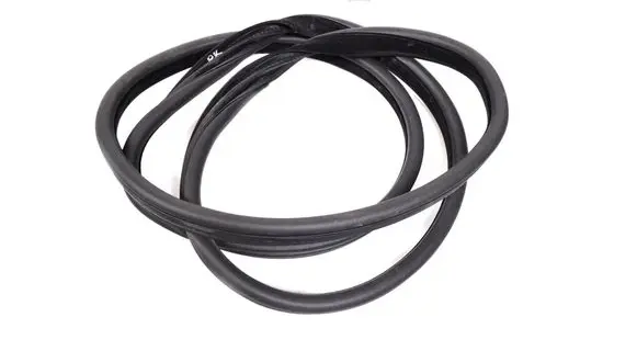 Hyundai i40 Rubber seal front coupe door 