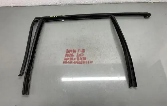 BMW 1 F40 Door glass rail 