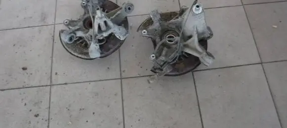 Mazda MX-5 NC Miata Rear wheel hub spindle/knuckle 