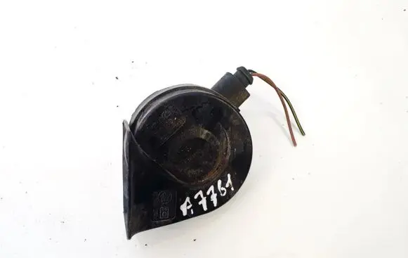 Audi A6 S6 C5 4B Horn signal e30052383