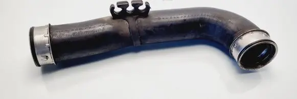 Intercooler hose/pipe