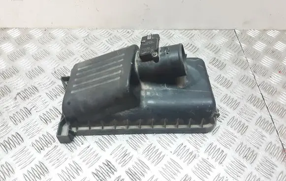 Toyota Corolla E120 E130 Mass air flow meter 2220427010