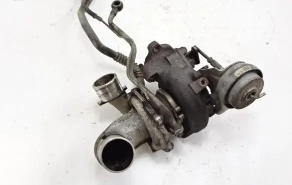 Toyota Auris 150 Turbo 172010R070 090922 024855