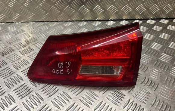 Lexus IS 220D-250-350 Tailgate rear/tail lights PMMASAE