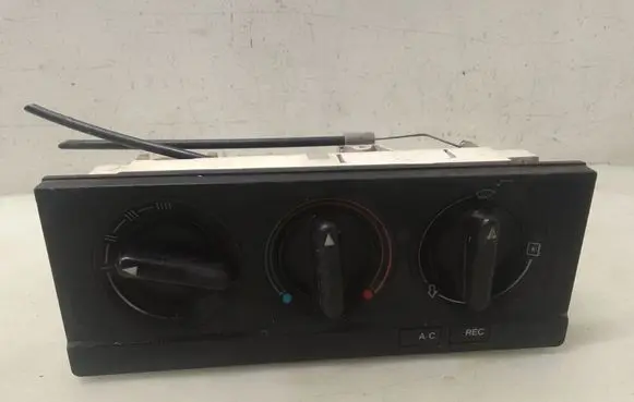Audi 80 90 S2 B4 Climate control unit 893959621