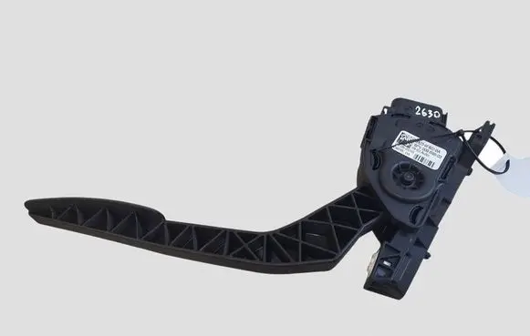 Jaguar XF X250 Accelerator throttle pedal 9X239F832BA