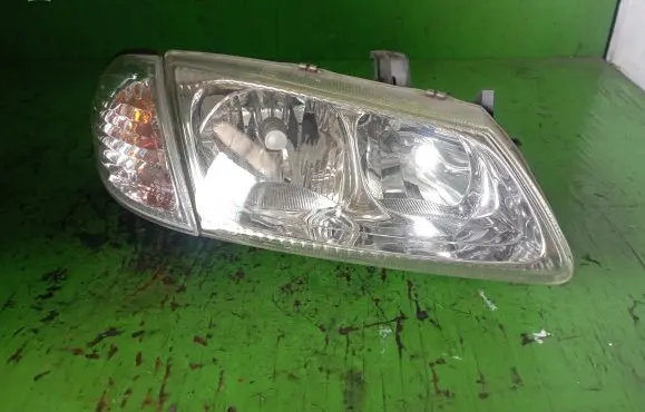 Nissan Almera N16 Headlight/headlamp