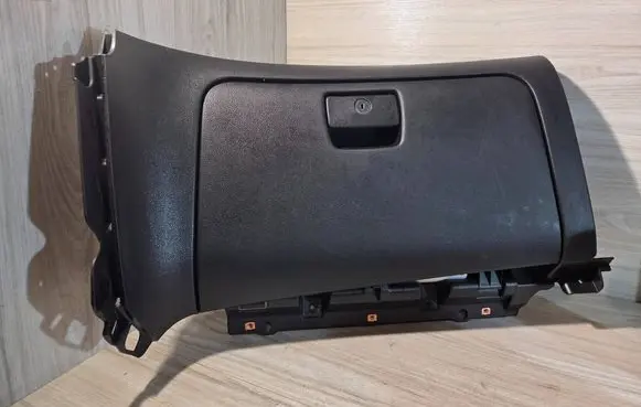 Chevrolet Orlando Glove box set
