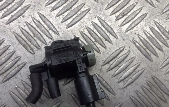 Seat Exeo (3R) Valve vacuum 1K0906283A