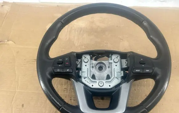 KIA Rio Steering wheel 561301W000