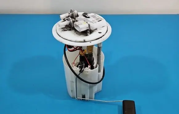 Nissan Juke I F15 In-tank fuel pump 170401KB0A IMPRK1573530