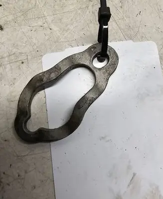 Volvo V70 Fuel Injector clamp holder 