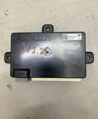 Tesla Model X Door control unit/module 104549000H