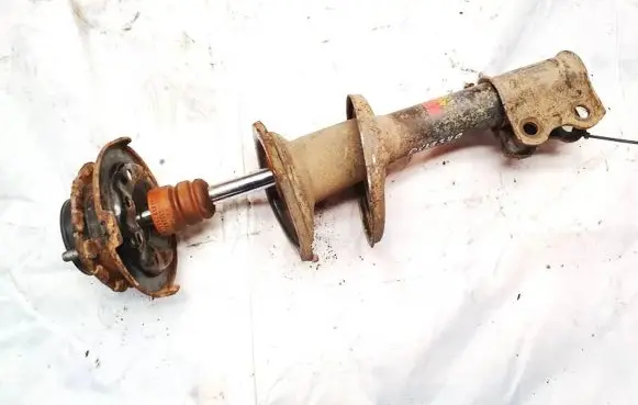 Toyota Avensis T220 Front shock absorber/damper