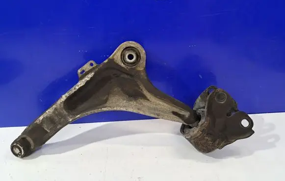 Front lower control arm/wishbone