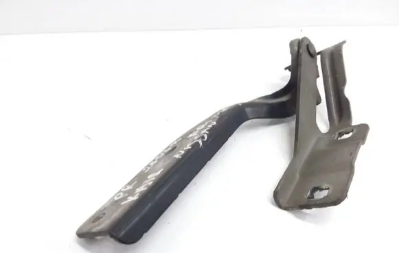 Nissan Primera Engine bonnet/hood hinges