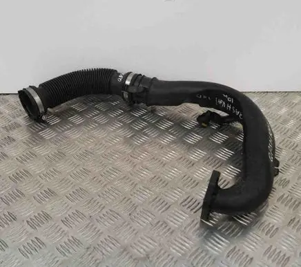 Nissan Qashqai Air intake hose/pipe 8200645723