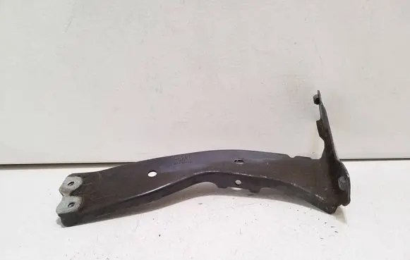 Audi Q3 F3 Fender mounting bracket 83A821132