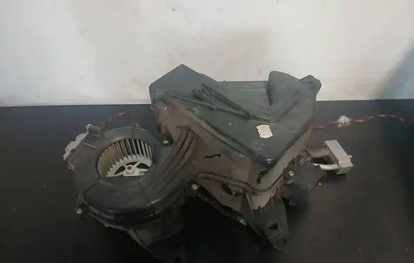 Volvo XC90 Heater fan/blower 983466Q