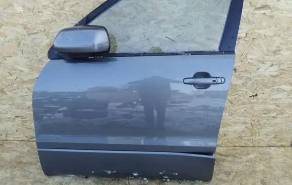 Suzuki Grand Vitara II Rear door